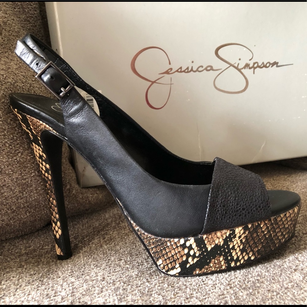 NEW!! JESSICA SIMPSON Snake Print Heels!!